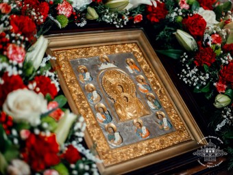 Вечернее Богослужение в канун памяти образа иконы Божией Матери "Знамение" Курская-Коренная.