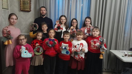 Мастеркласс по изготовлению новогодних и рождественских открыток, а также украшений